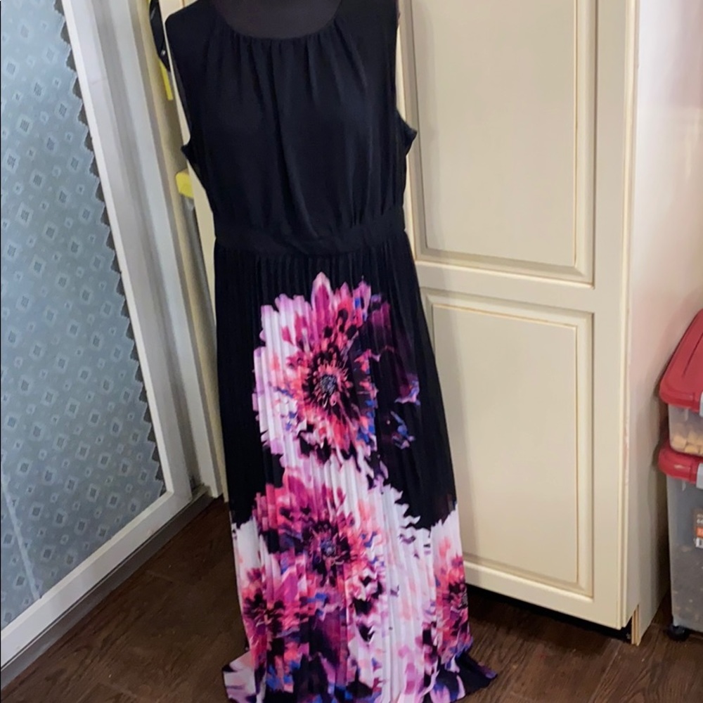 Pleated Maxi Dress 16w Cato woman